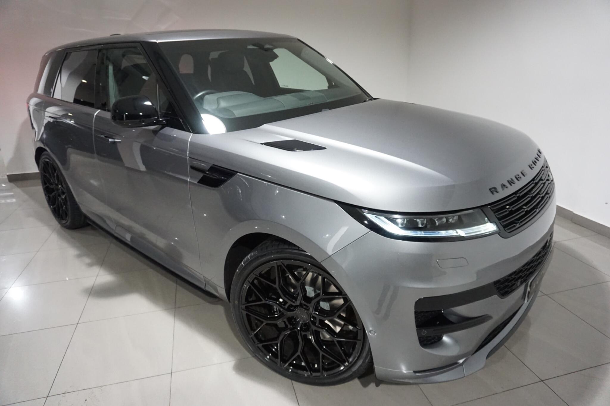 Land Rover Range Rover Sport 3.0 D300 MHEV Dynamic SE SUV 5dr Diesel Auto 4WD Euro 6 (s/s) (300 ps)